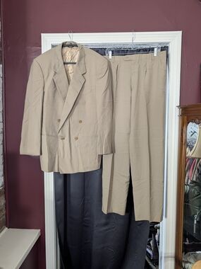 CHRISTIAN DIOR Vtg 2pc Double Breasted Tan Mens Suit - Coat & Pants